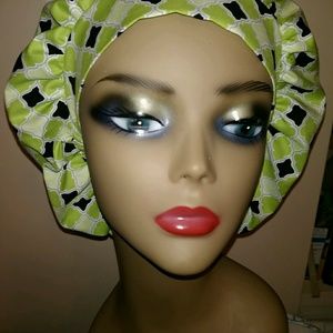 Meet your Posher, Joyce