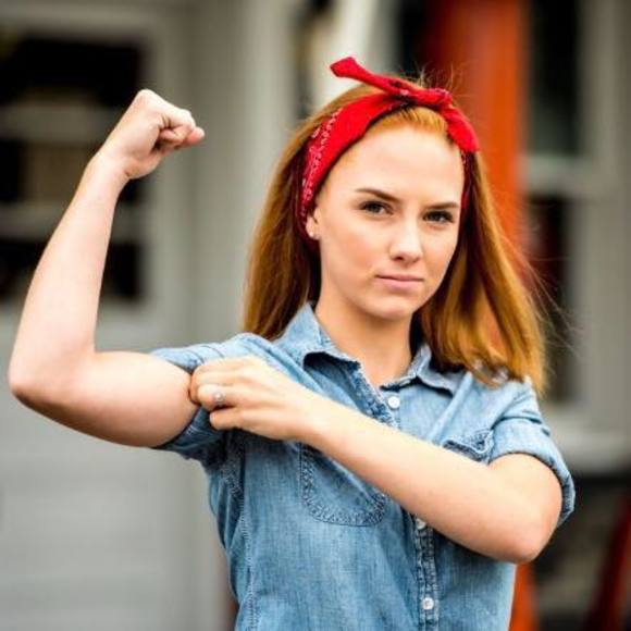 Meet your Posher, Ashton - Picture 1 of 1