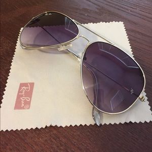 Ray-Ban Aviators purple gradient