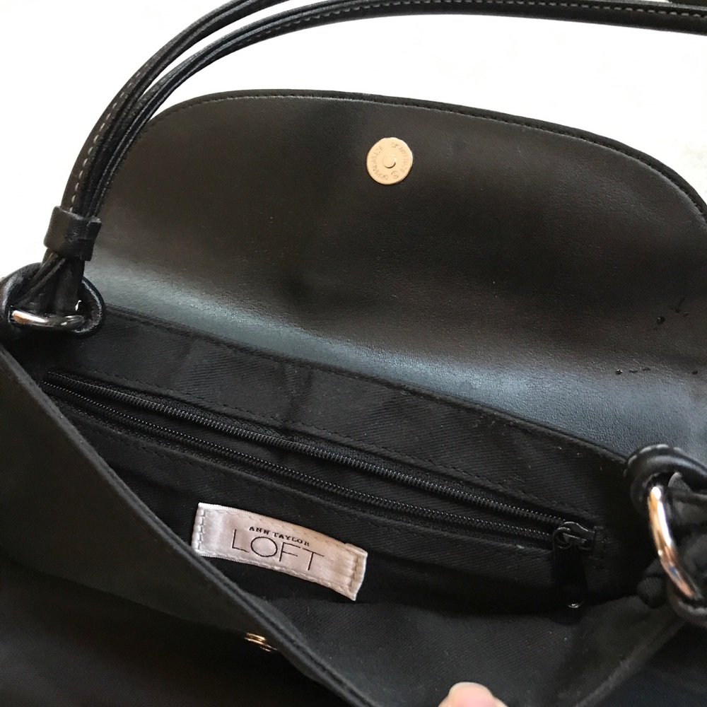 Small Handbag - Picture 3 of 3