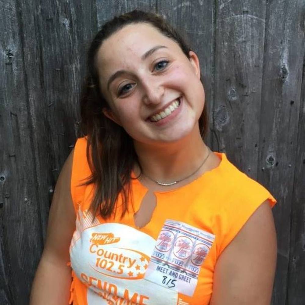 Meet your Posher, Nicole