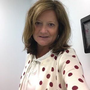 Meet your Posher, Laurie