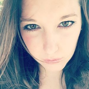 Meet your Posher, Karla