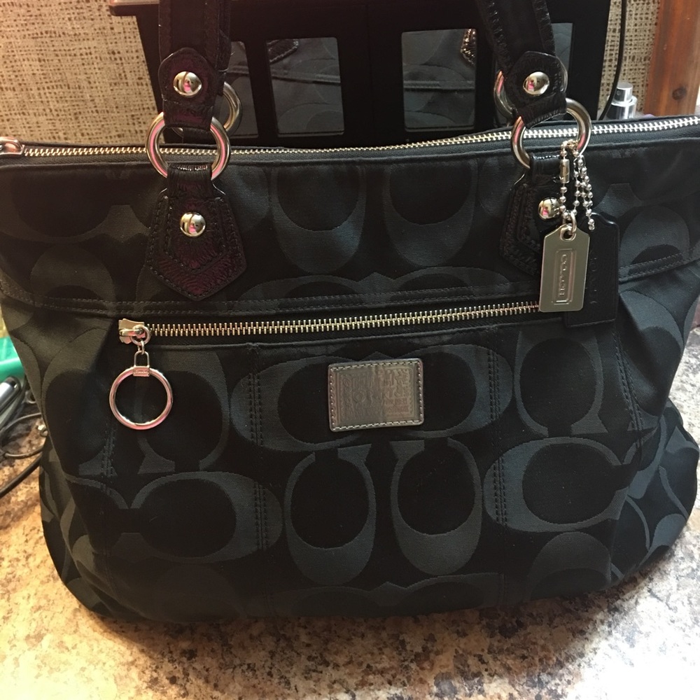 Coach original Poppy Collection black shoulder bag