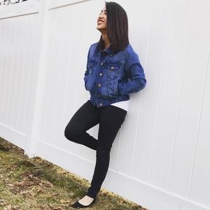 Meet your Posher, Brittney