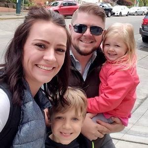 Meet your Posher, Aaron