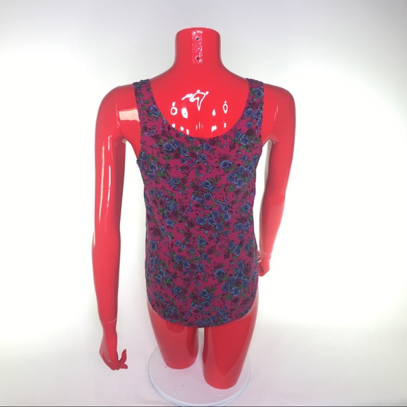 🔻2 for $10🔻Mimi Chica High Low Floral Tank - Picture 5 of 8