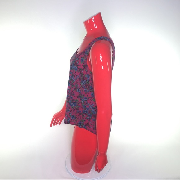 🔻2 for $10🔻Mimi Chica High Low Floral Tank - Picture 6 of 8