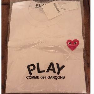 Comme des garçons white longsleeve red heart small