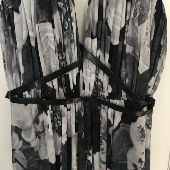 Pamella Roland Dress - Picture 3 of 8