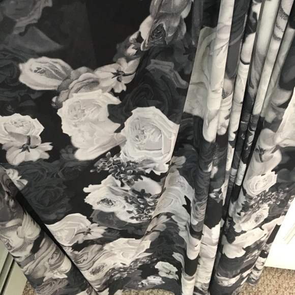 Pamella Roland Dress - Picture 4 of 8