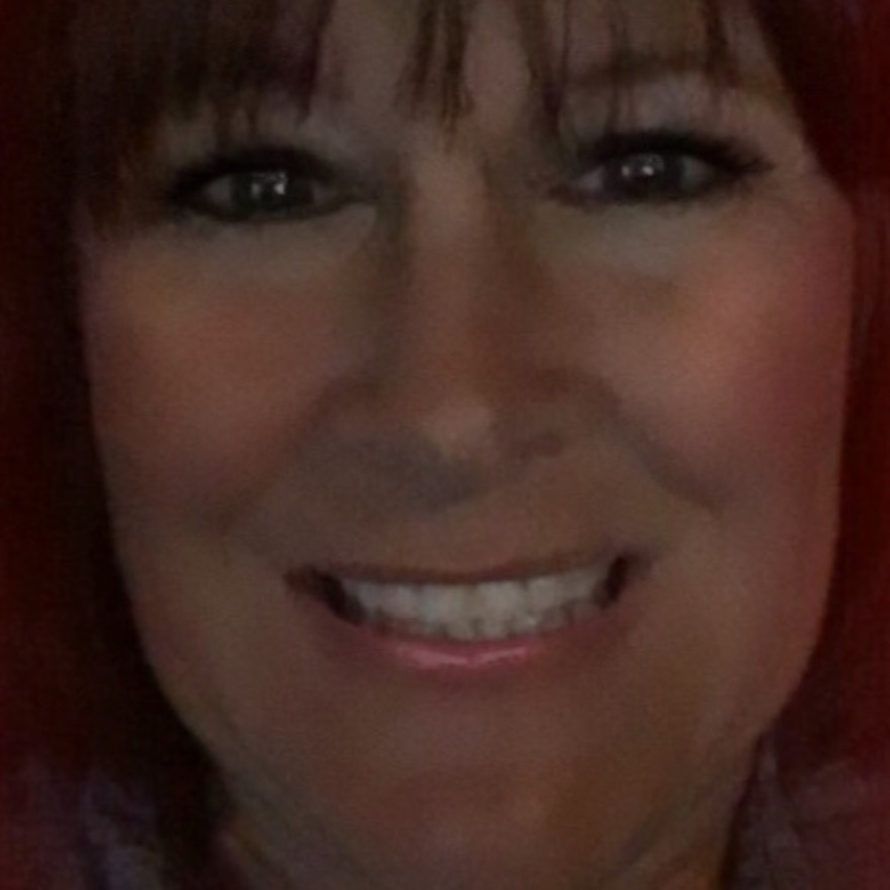 Meet your Posher, Dee