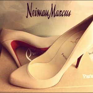 Christian Louboutin Nude 100mm Décolleté 868 Pumps Christian Louboutin Nude 100mm Décolleté 868 Pumps
