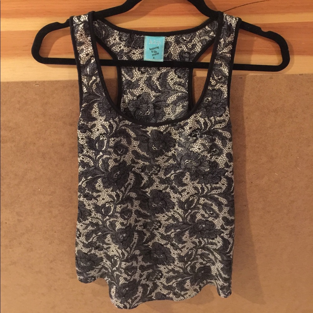 h.i.p - Tank Top with front pocket paisley design
