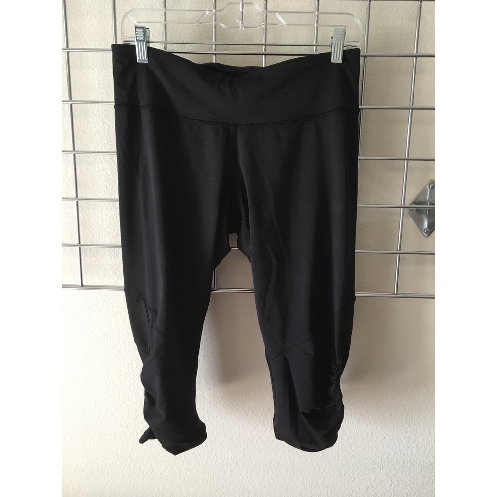 Lululemon Cropped Black Leggings