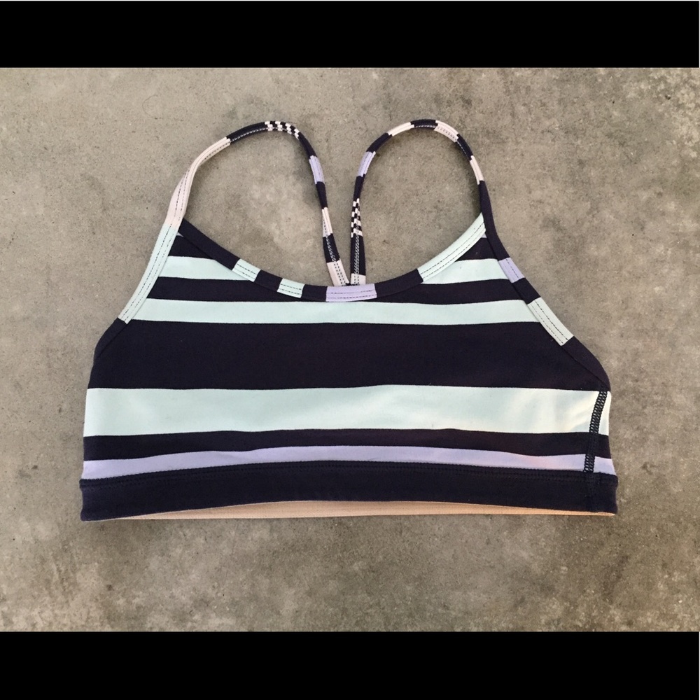 Lululemon Size 4 Blue Flow Y Striped Sports Bra