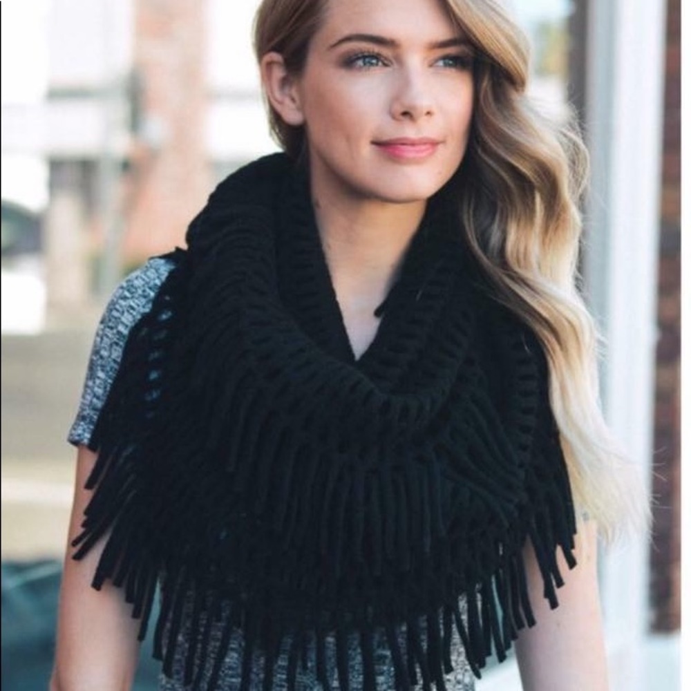 Black tassel scarf!