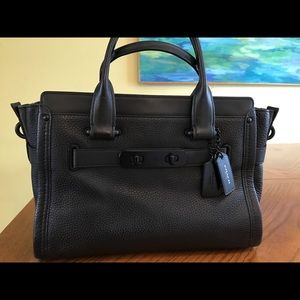 Coach Swagger Satchel, like new!