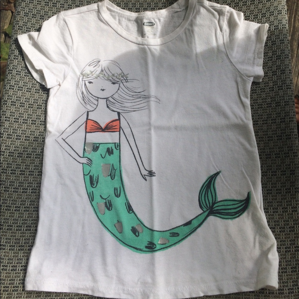 Girls old navy mermaid tee