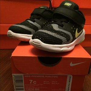 Nike toddler shoes