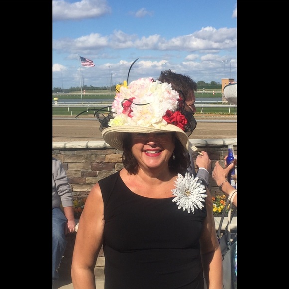 Meet your Posher, Shelly - Picture 1 of 1