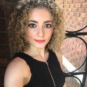 Meet your Posher, Samantha