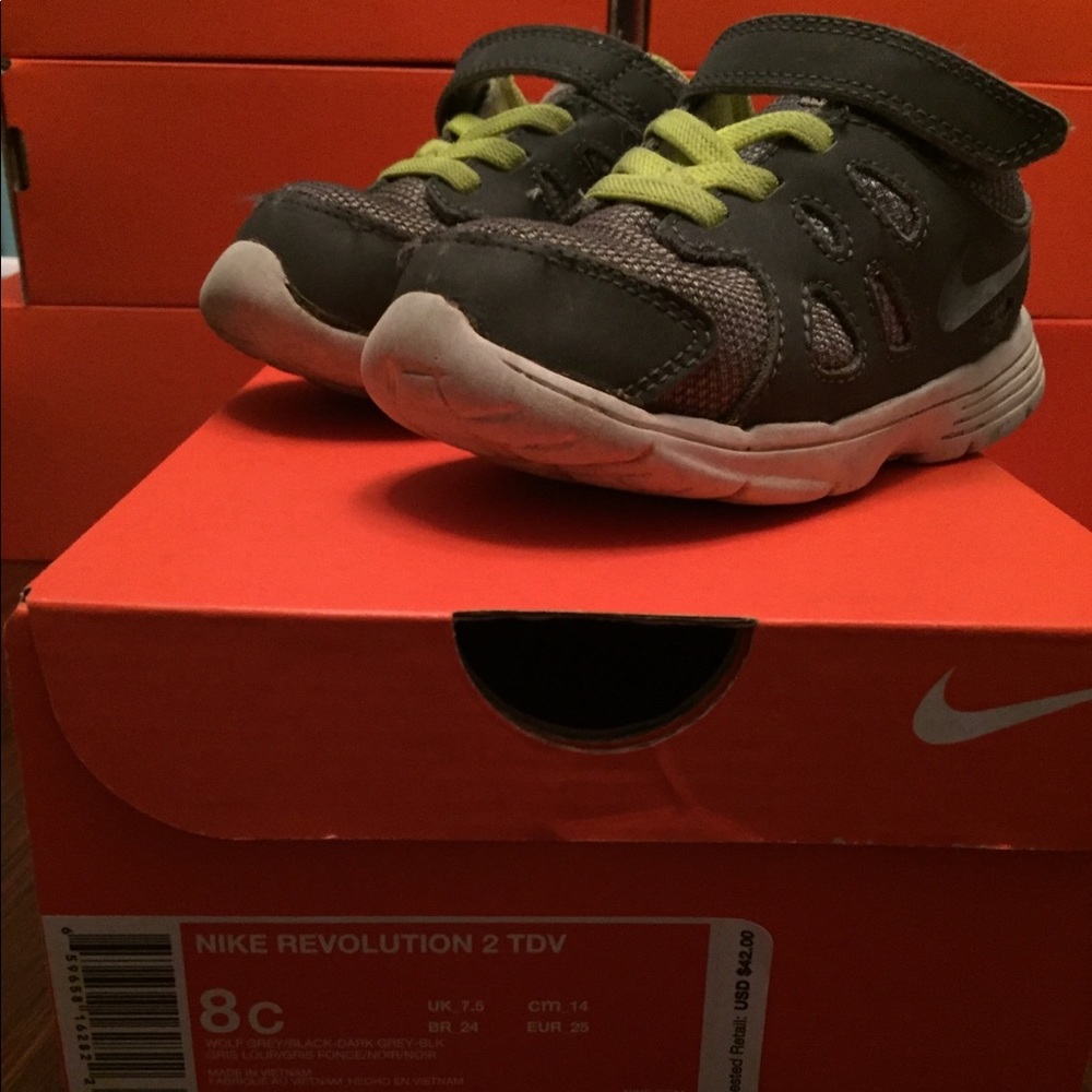 Nike toddler shoes
