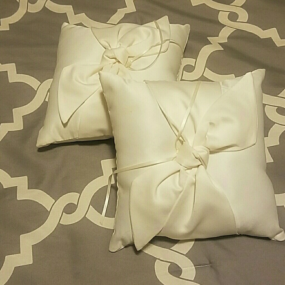 Ring bearer pillows (IVORY) SOLD AS SET ONLY