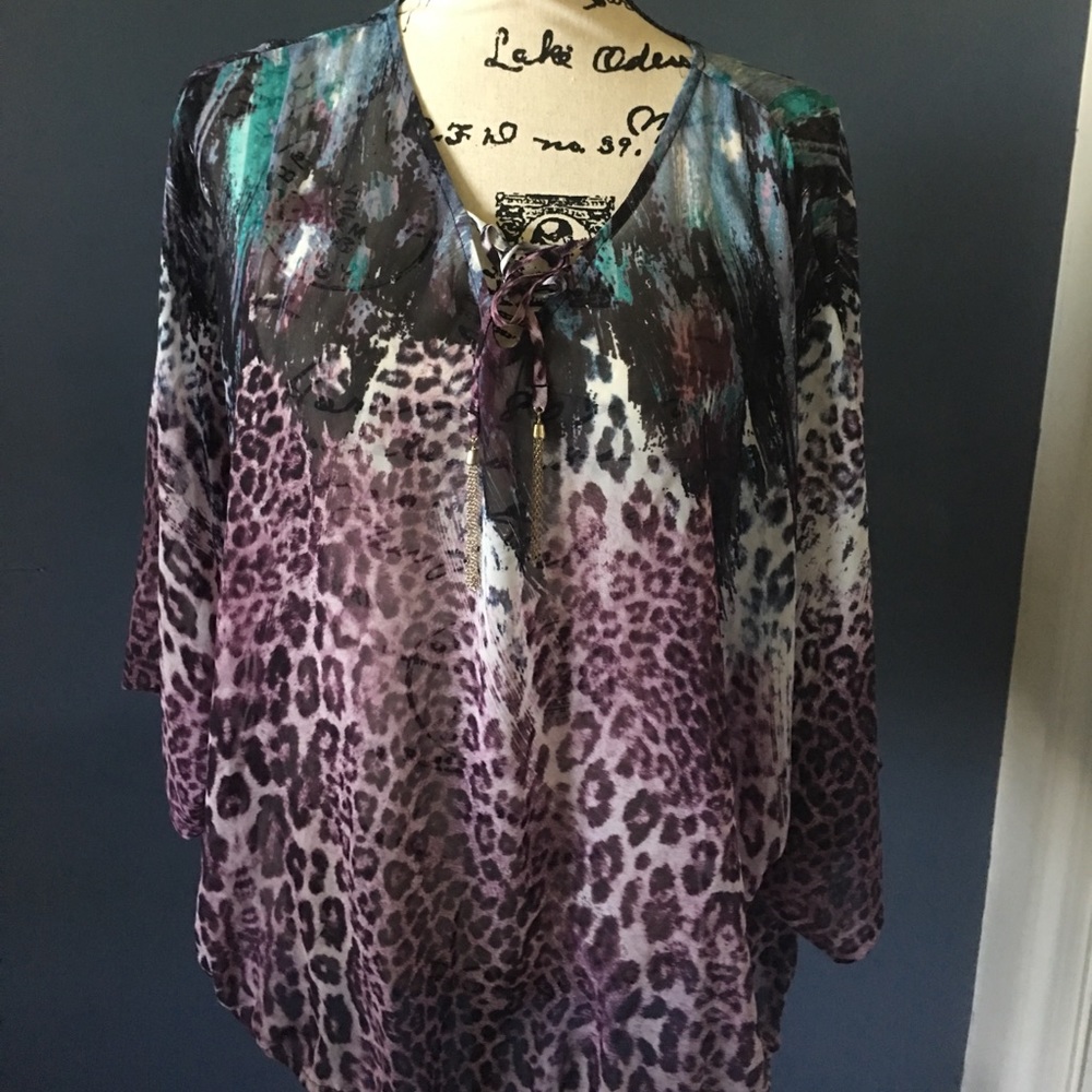 Jennifer Lopez 1X top sheer kimono beautiful