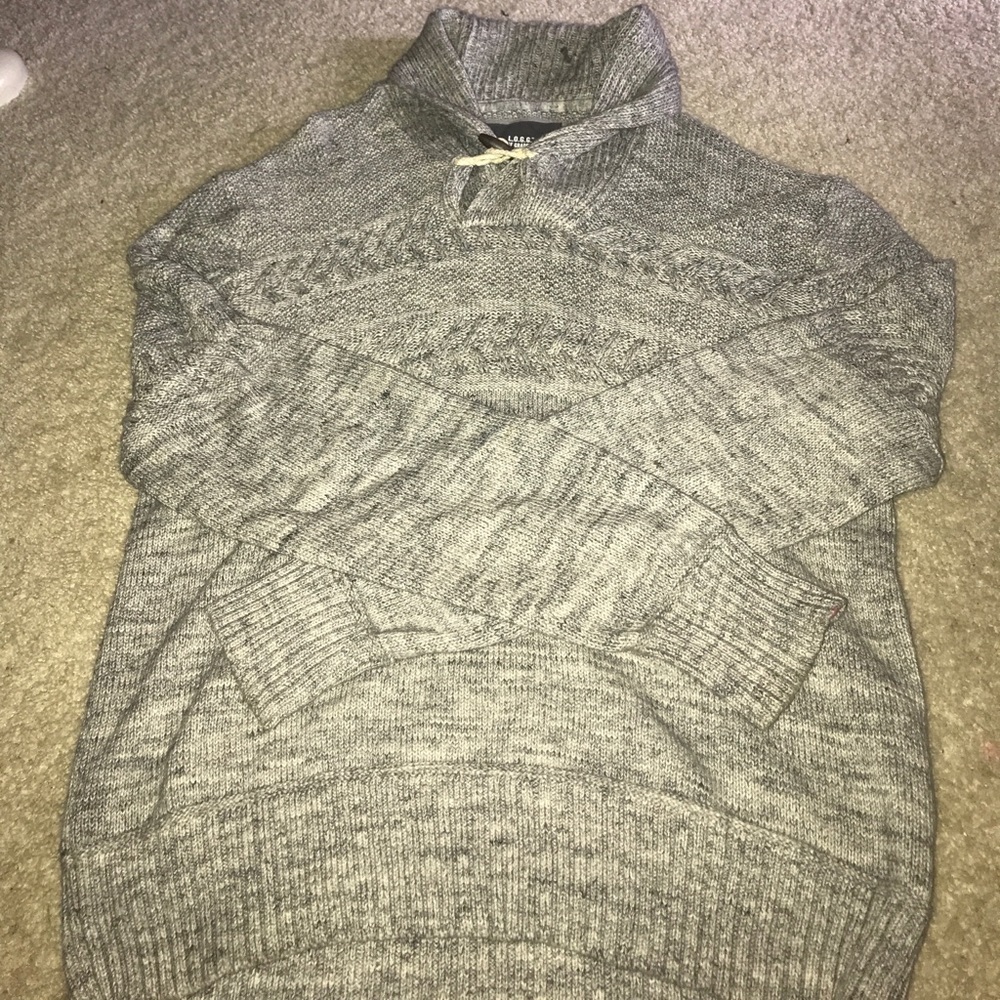 H&M Casual sweater with big Collar