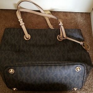 Michael Kors Signature Tote