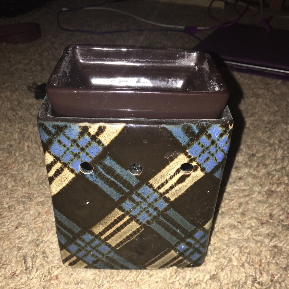Scentsy warming pot