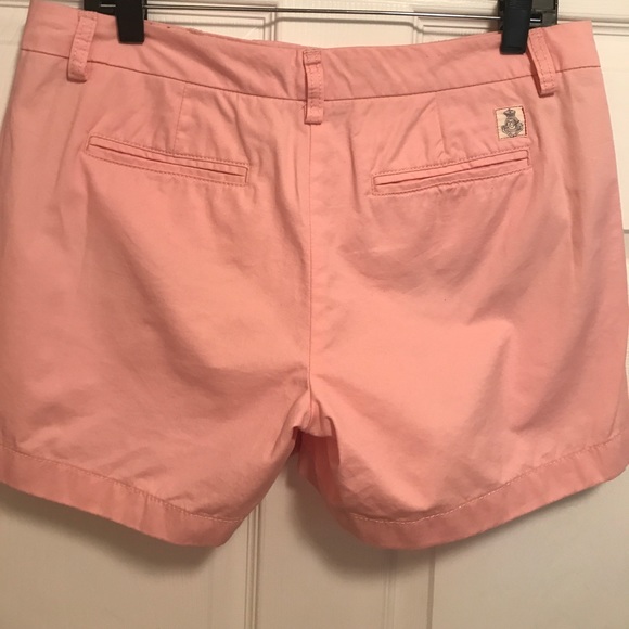 Tommy Hilfiger pink shorts. - Picture 2 of 3