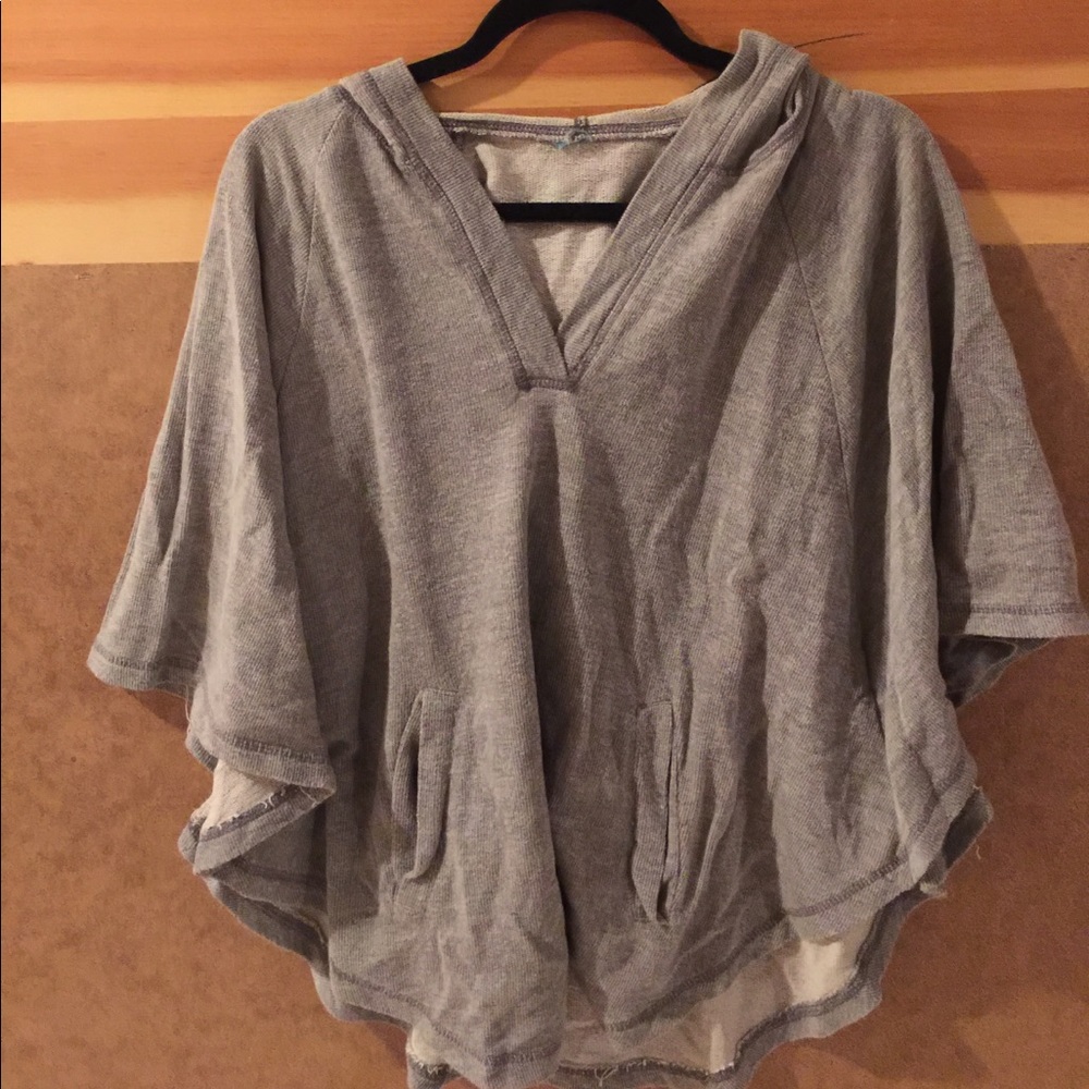 h.i.p - Grey Poncho Sweater
