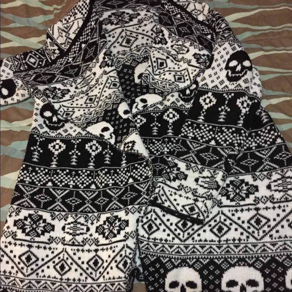Skull cardigan