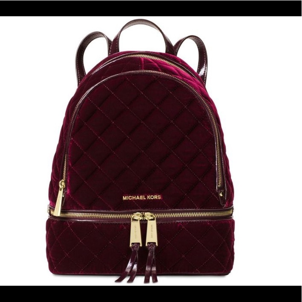 ⛔️SEARCHING‼️MICHAEL KORS VELVET BP