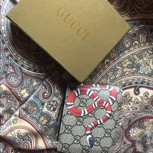 Snake Gucci Wallet