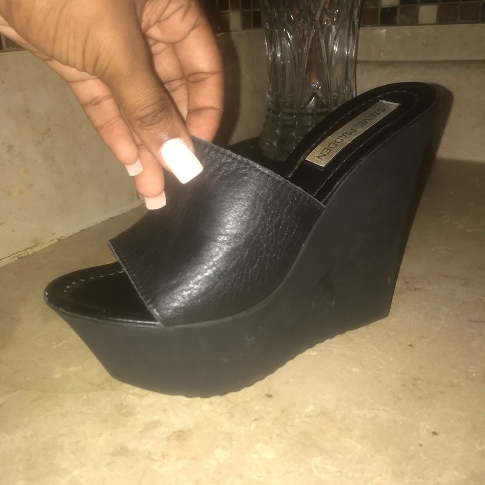 Wedge slide in heels