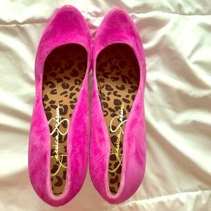 Jessica Simpson hot pink heels
