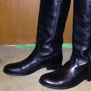 Frye Melissa Button Boot 7.5
