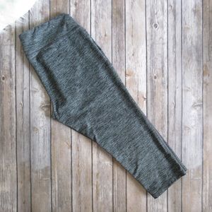 Old Navy active wear capris
