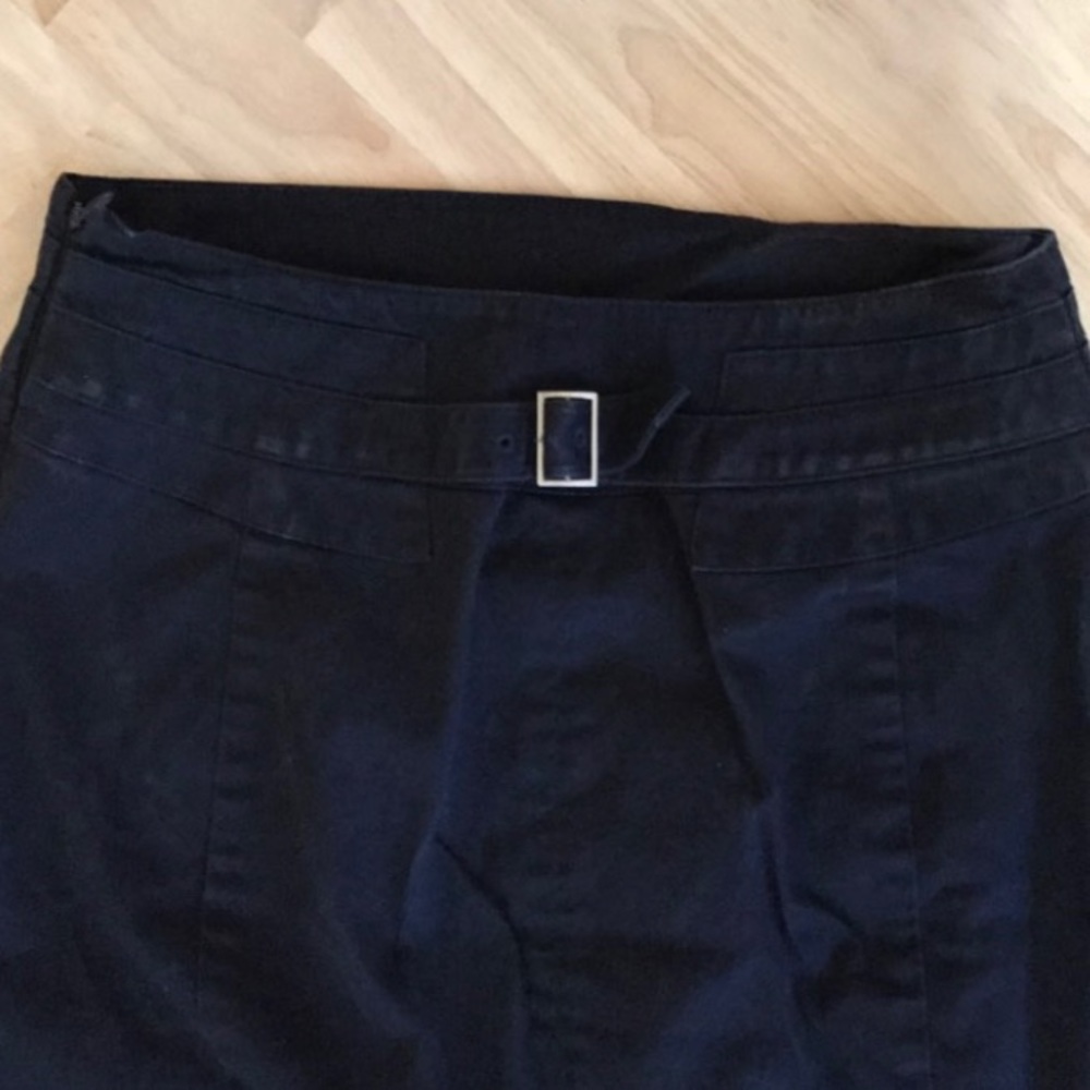 Express Skirt in Navy - Picture 4 of 4