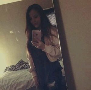 Meet your Posher, Ashley