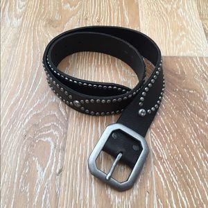 Lucky brand leather belt Lucky brand leather belt