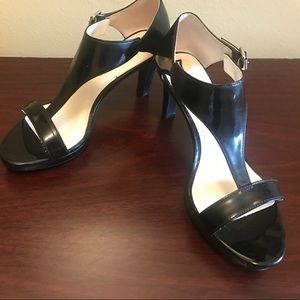 Etienne Aigner Dress Shoe Size 7 Black Patent