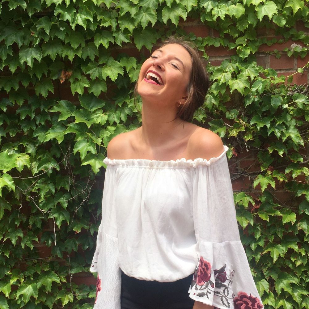 Meet your Posher, Alayna