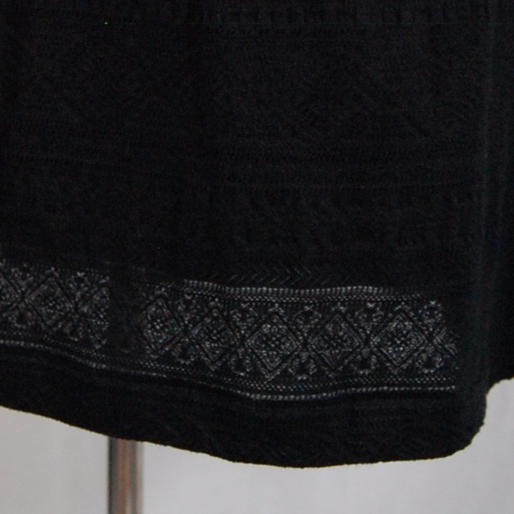 *FREE WITH PURCHASE* Black Patterned Overlay Dress - Picture 4 of 6