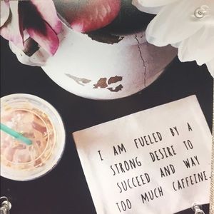 Meet your Posher, Carrie