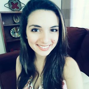 Meet your Posher, Daniela