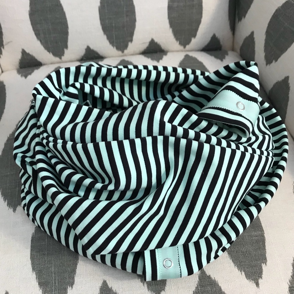 Lululemon Vinyasa Scarf